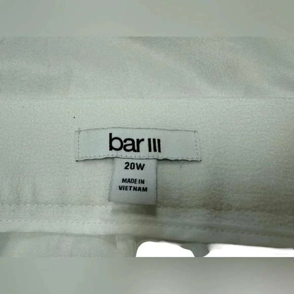 Bar III NWT  Pants Cropped High Rise White Size 20W - Picture 10 of 11